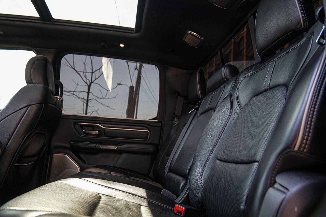 2019 RAM 1500 Limited HEMI|PANO|12" SCREEN|NAVI|360 CAM| Photo