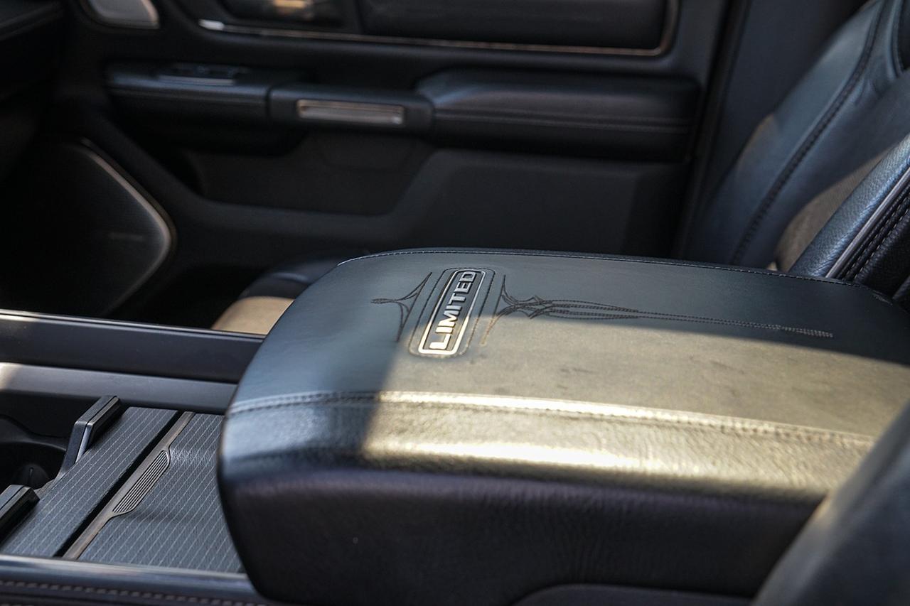 2019 RAM 1500 Limited HEMI|PANO|12" SCREEN|NAVI|360 CAM| Photo
