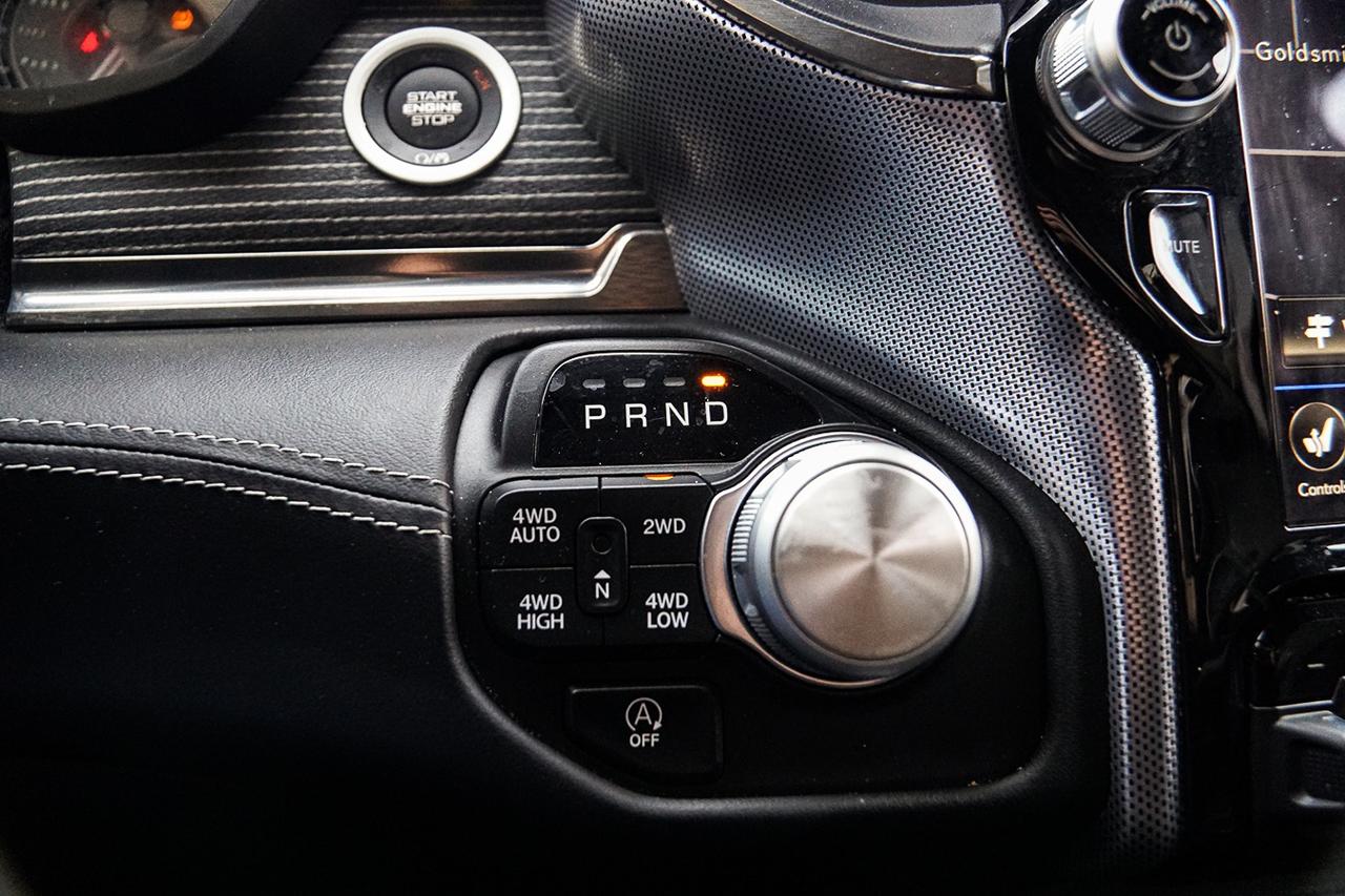 2019 RAM 1500 Limited HEMI|PANO|12" SCREEN|NAVI|360 CAM| Photo