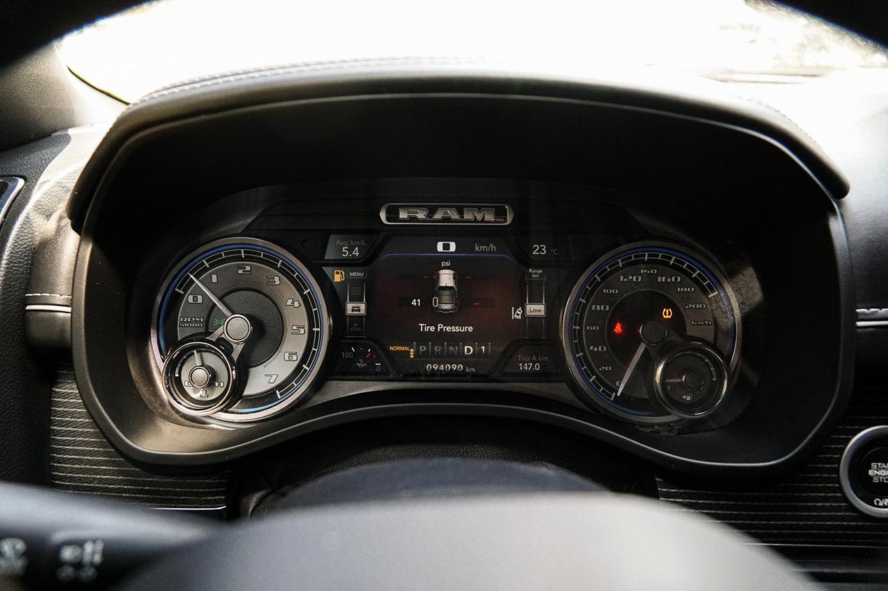 2019 RAM 1500 Limited HEMI|PANO|12" SCREEN|NAVI|360 CAM| Photo
