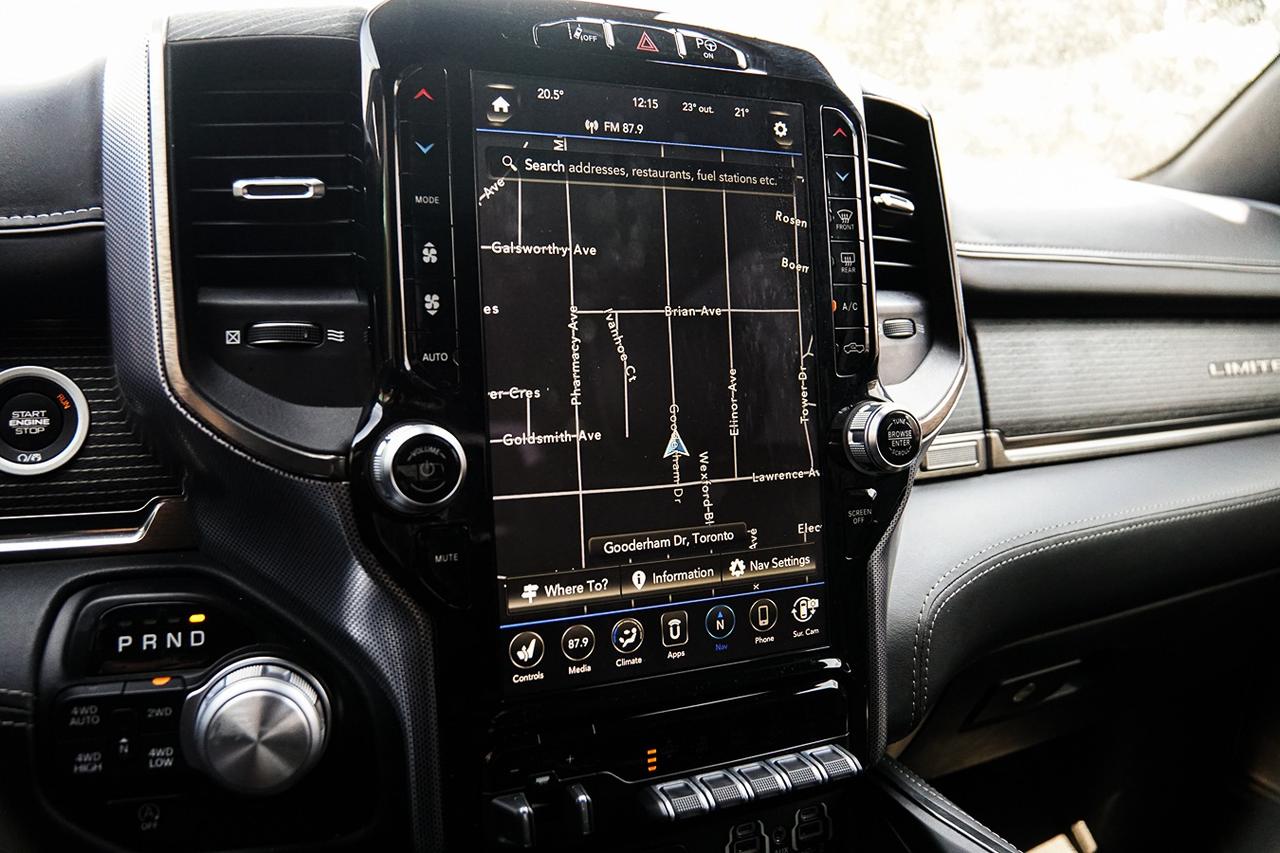 2019 RAM 1500 Limited HEMI|PANO|12" SCREEN|NAVI|360 CAM| Photo