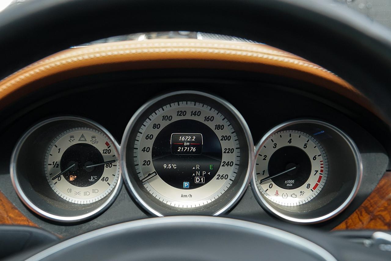 2016 Mercedes-Benz CLS-Class CLS 550 4MATIC |AMG PKG|SUNROOF|NAVI|WOOD TRIM Photo