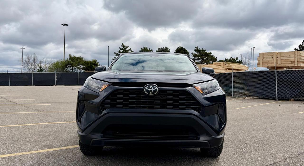 2023 Toyota RAV4 LE AWD Photo