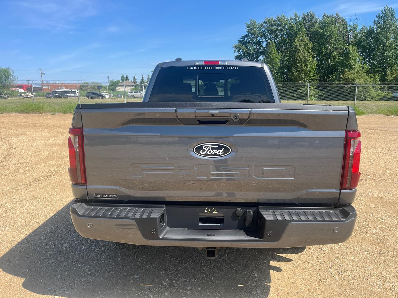 2026 Ford F-150 XLT Photo3