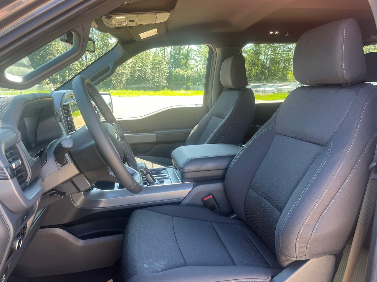 2026 Ford F-150 XLT Photo4