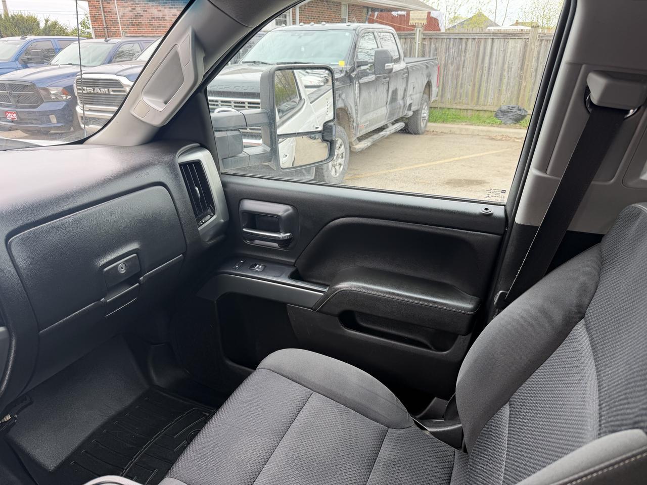 2018 Chevrolet Silverado 2500 LT | Duramax Diesel | Clean CARFAX Photo