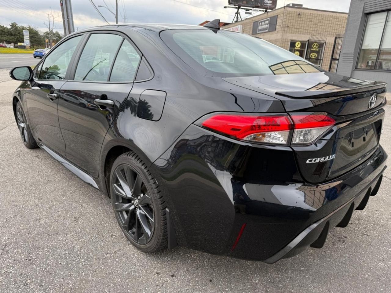 2023 Toyota Corolla SE /SUNROOF /WIRELESS CARPLAY /REAR CAMERA Photo