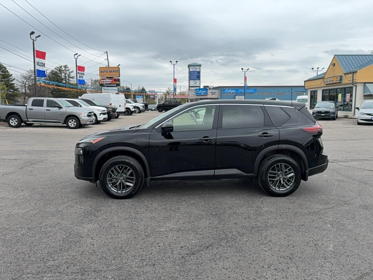 2024 Nissan Rogue S AWD 1.5L3cylGas HeatedSeats&SteeringWheel Photo
