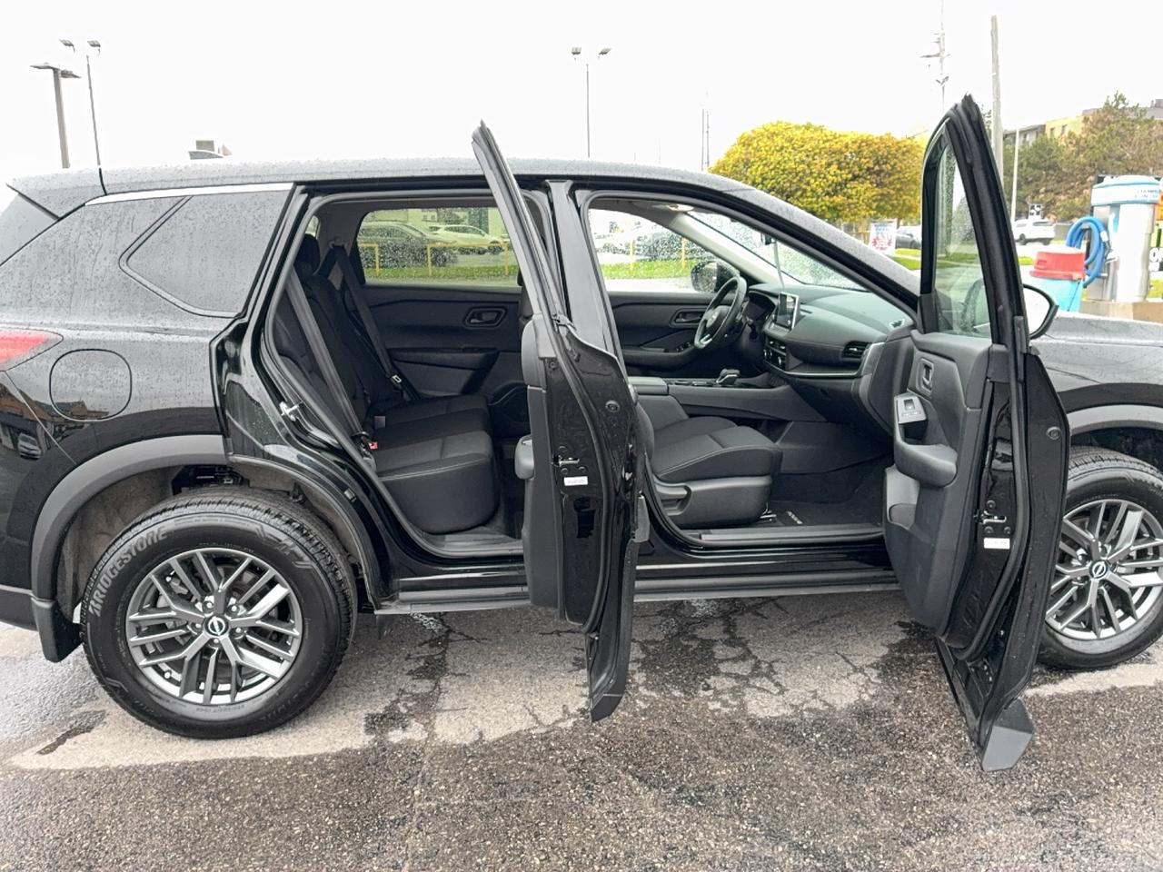 2024 Nissan Rogue S AWD 1.5L3cylGas HeatedSeats&SteeringWheel Photo