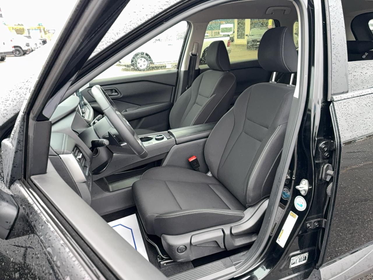 2024 Nissan Rogue S AWD 1.5L3cylGas HeatedSeats&SteeringWheel Photo