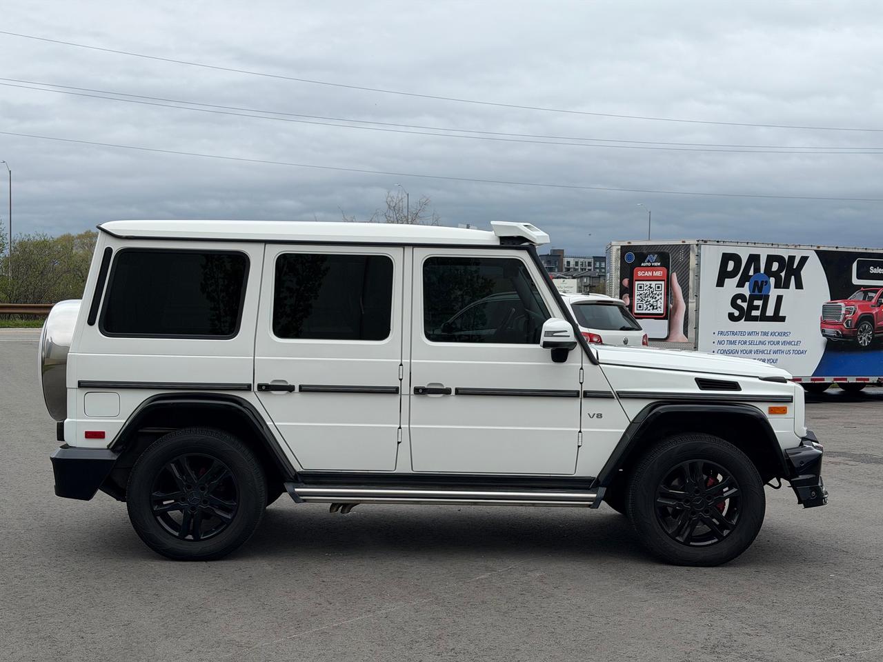 2015 Mercedes-Benz G-Class 4MATIC G550 **5.5L V8 // 382 HP** Photo3
