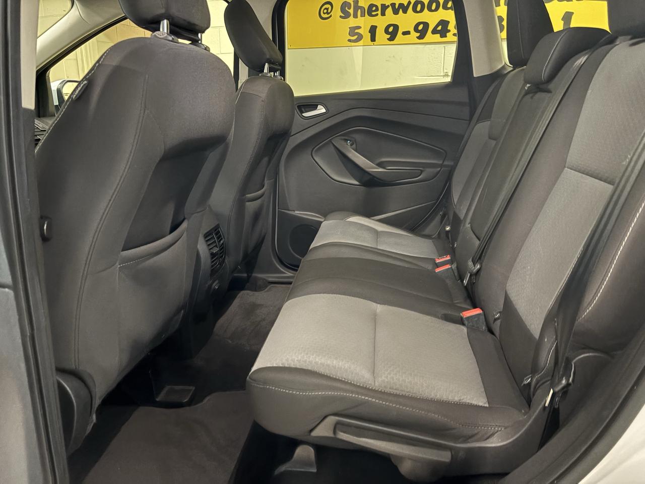 2018 Ford Escape SE Photo