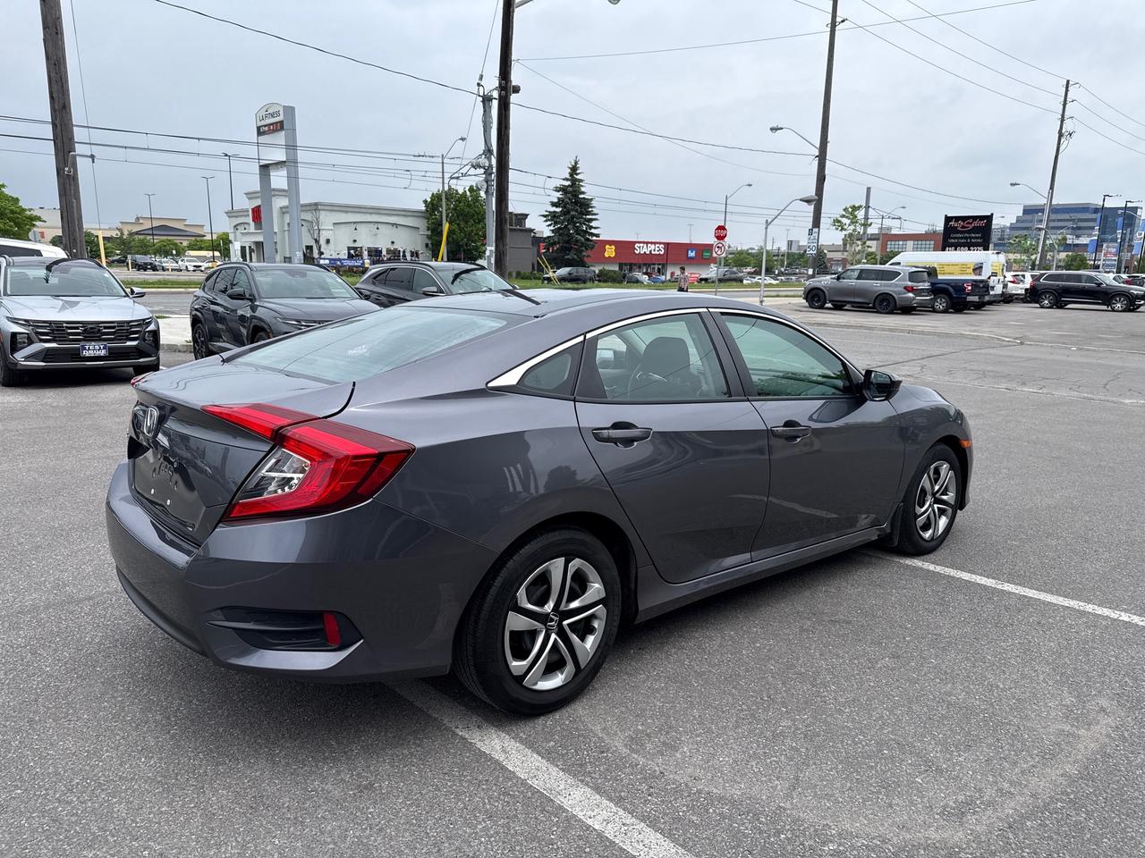 2018 Honda Civic LX Photo4