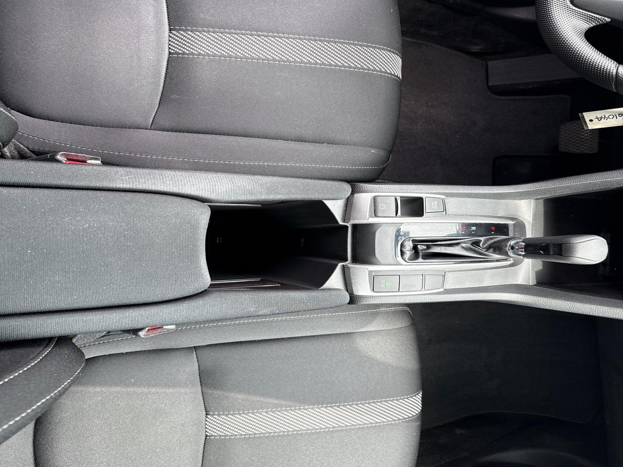 2018 Honda Civic LX Photo