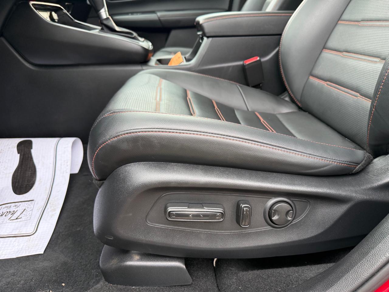 2024 Honda CR-V Hybrid Touring NAV! Sunroof! Leather! Photo