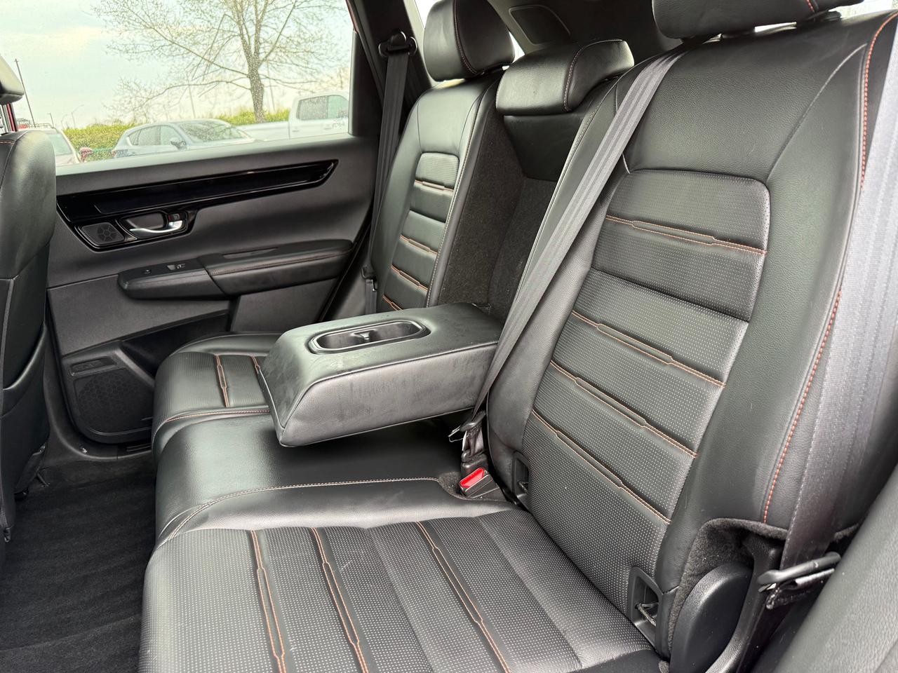 2024 Honda CR-V Hybrid Touring NAV! Sunroof! Leather! Photo
