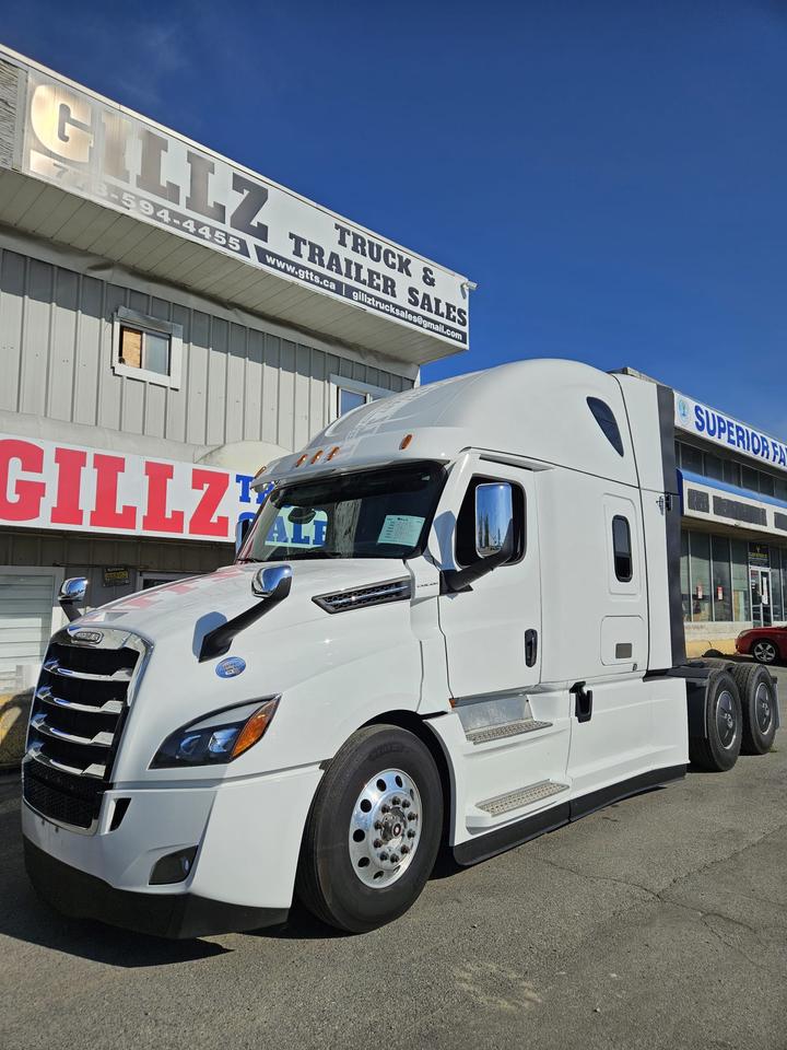 2024 Freightliner CASCADIA  - Photo #1