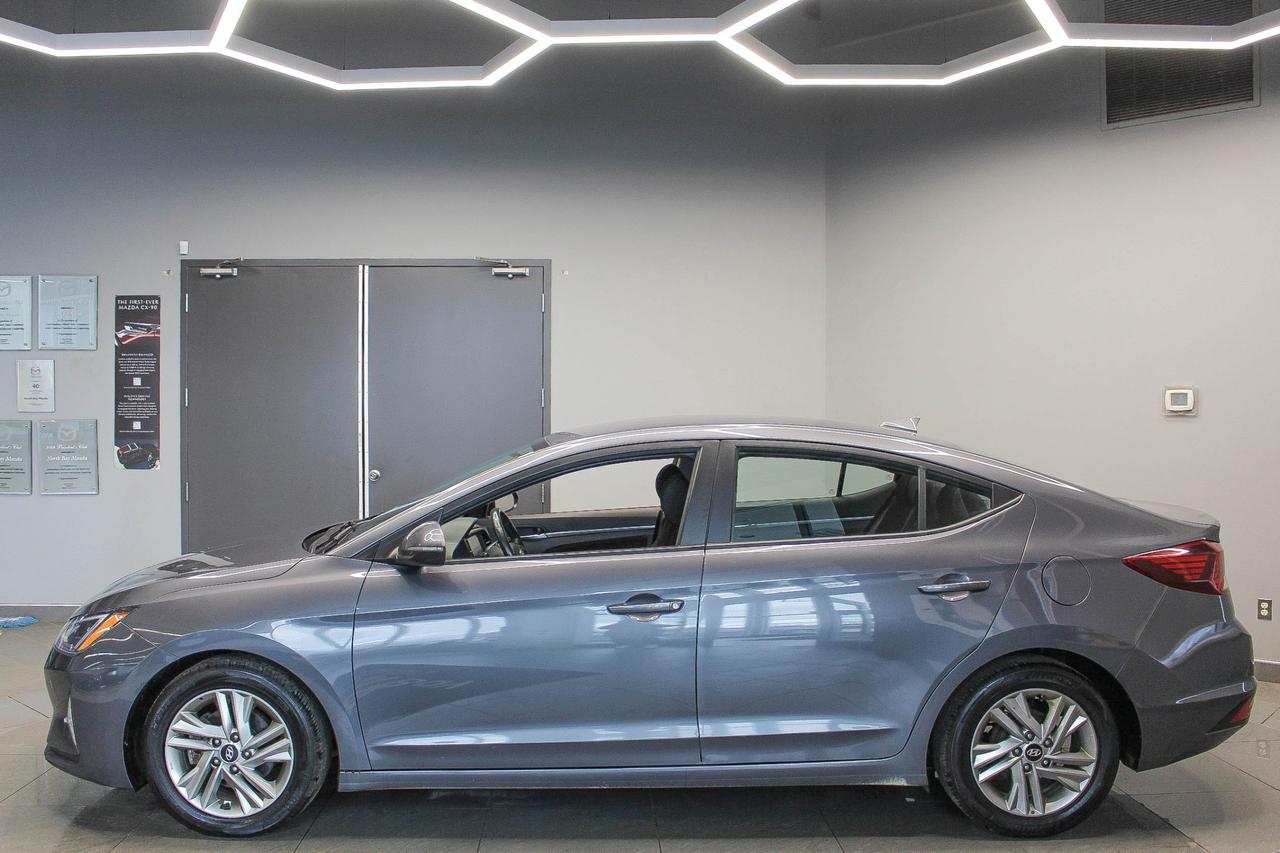 2019 Hyundai Elantra Preferred FWD - CLOTH UPHOLSTERY - APPLE CARPLAY AND ANDROID AUTO Photo