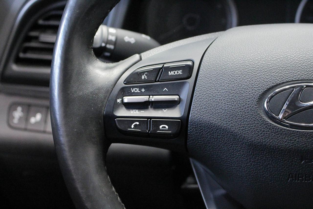 2019 Hyundai Elantra Preferred FWD - CLOTH UPHOLSTERY - APPLE CARPLAY AND ANDROID AUTO Photo
