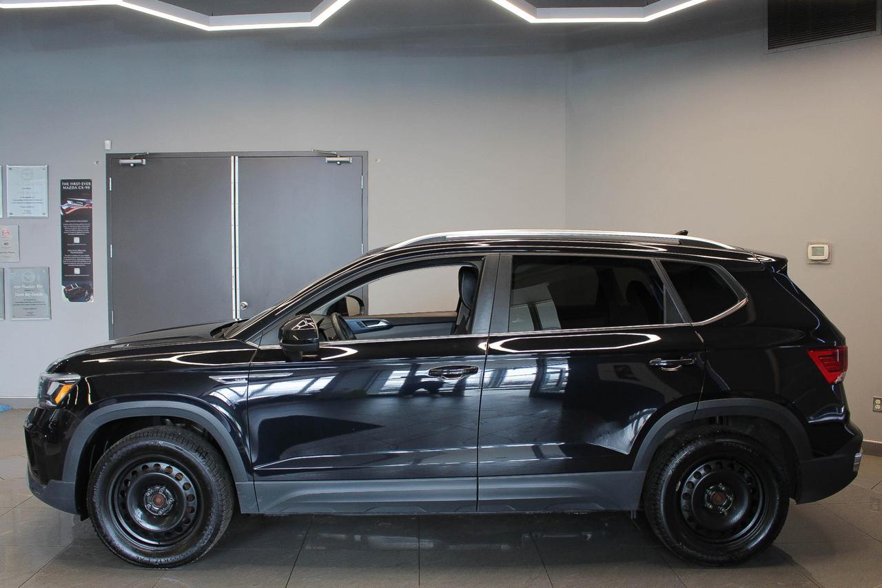 2023 Volkswagen Taos Comfortline AWD - HEATED SEATS - APPLE CARPLAY AND ANDROID AUTO Photo