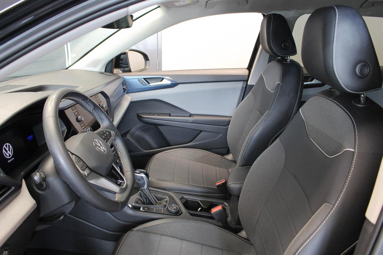 2023 Volkswagen Taos Comfortline AWD - HEATED SEATS - APPLE CARPLAY AND ANDROID AUTO Photo