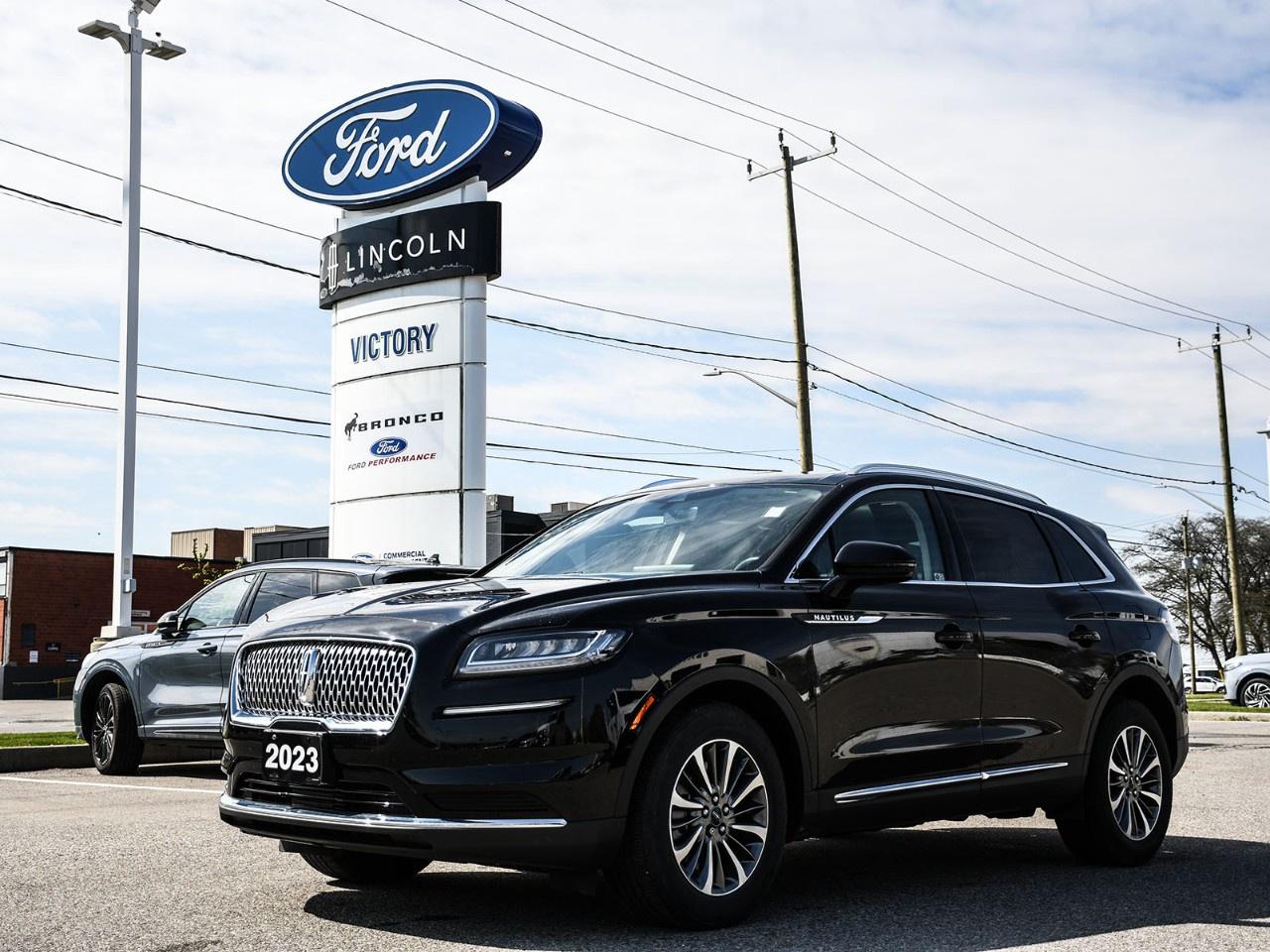 2023 Lincoln Nautilus Reserve AWD Photo