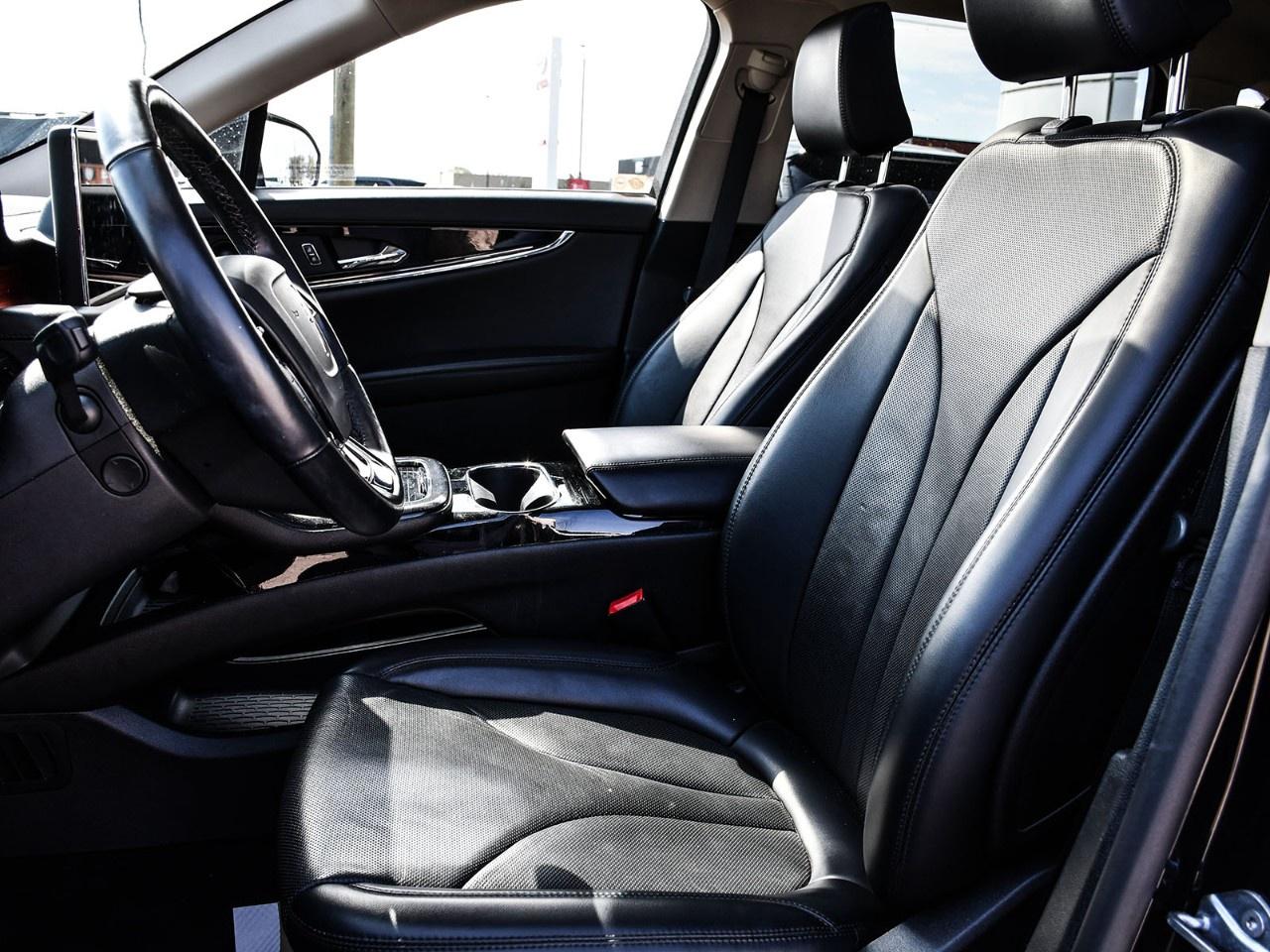 2023 Lincoln Nautilus Reserve AWD Photo