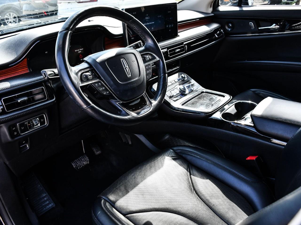 2023 Lincoln Nautilus Reserve AWD Photo