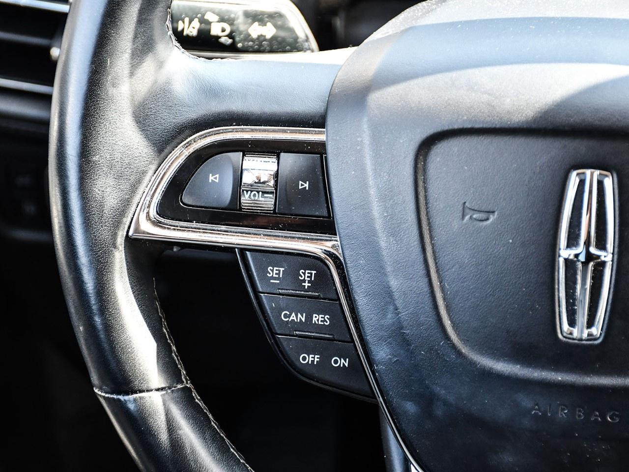2023 Lincoln Nautilus Reserve AWD Photo