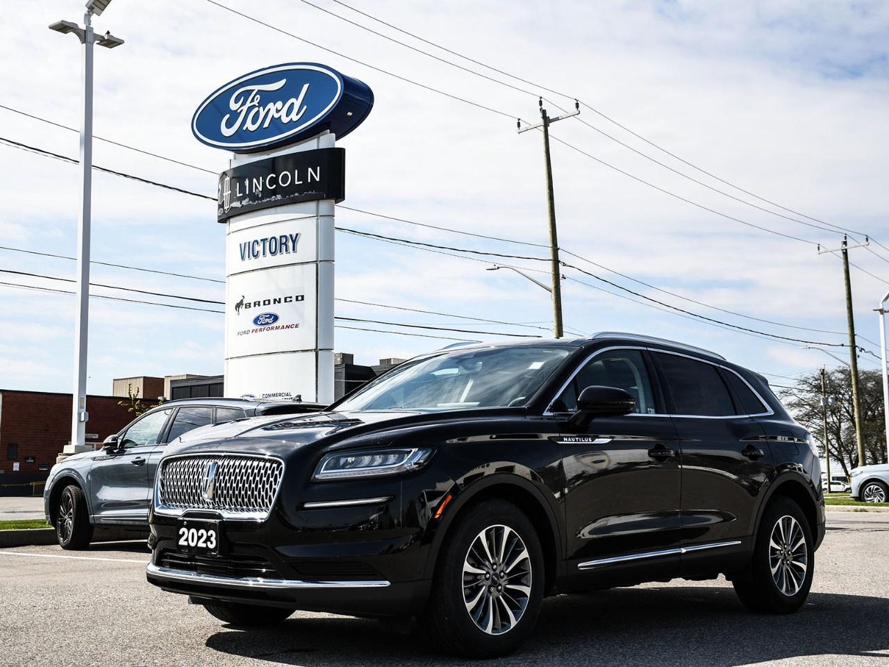 2023 Lincoln Nautilus Reserve AWD Photo