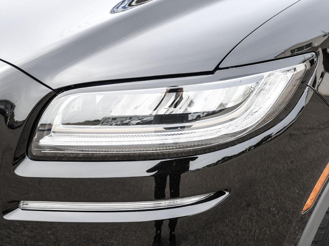 2023 Lincoln Nautilus Reserve AWD Photo