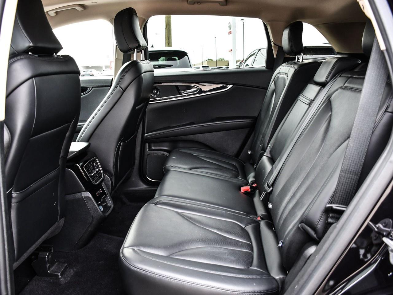 2023 Lincoln Nautilus Reserve AWD Photo