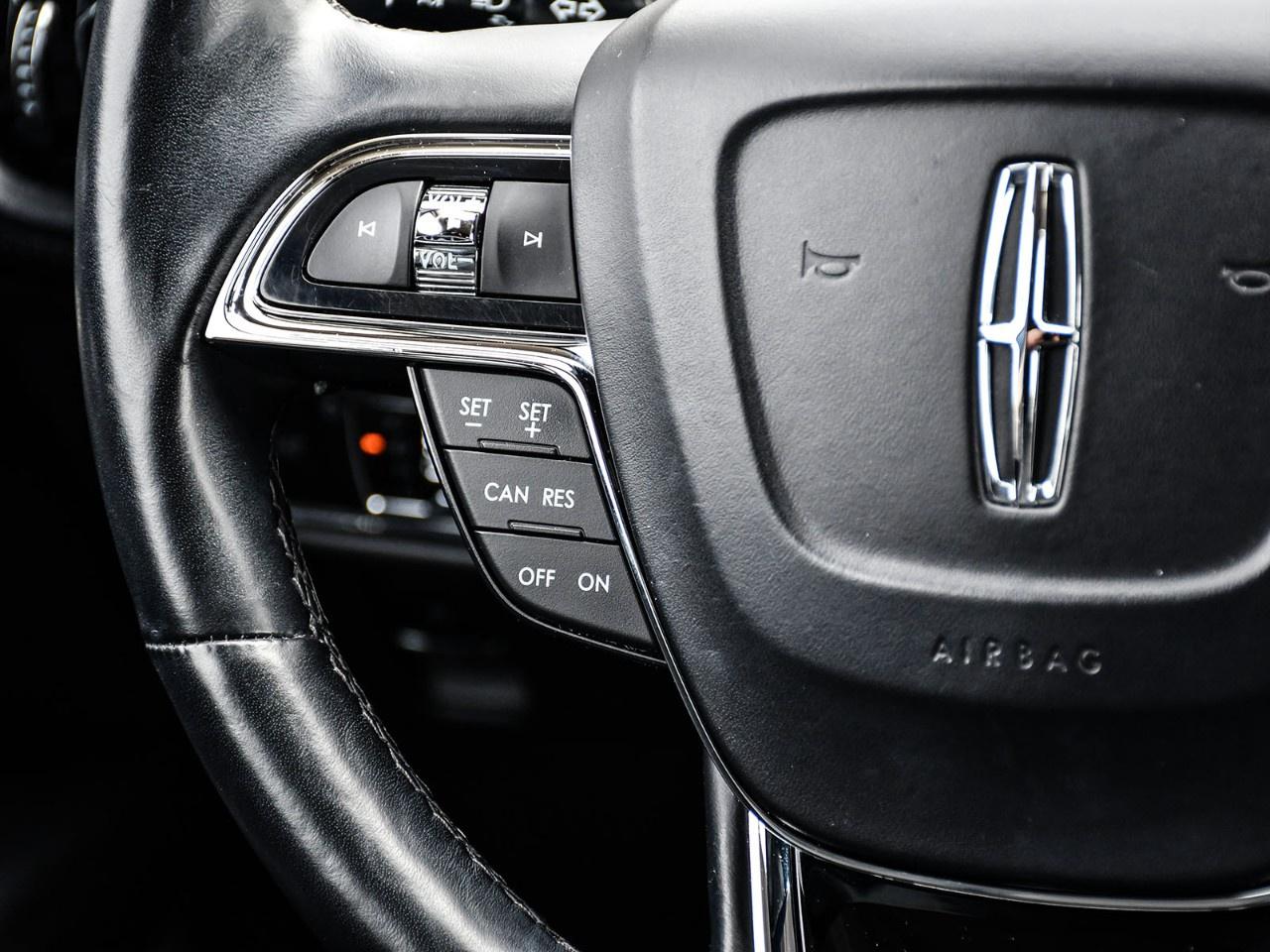 2023 Lincoln Nautilus Reserve AWD Photo