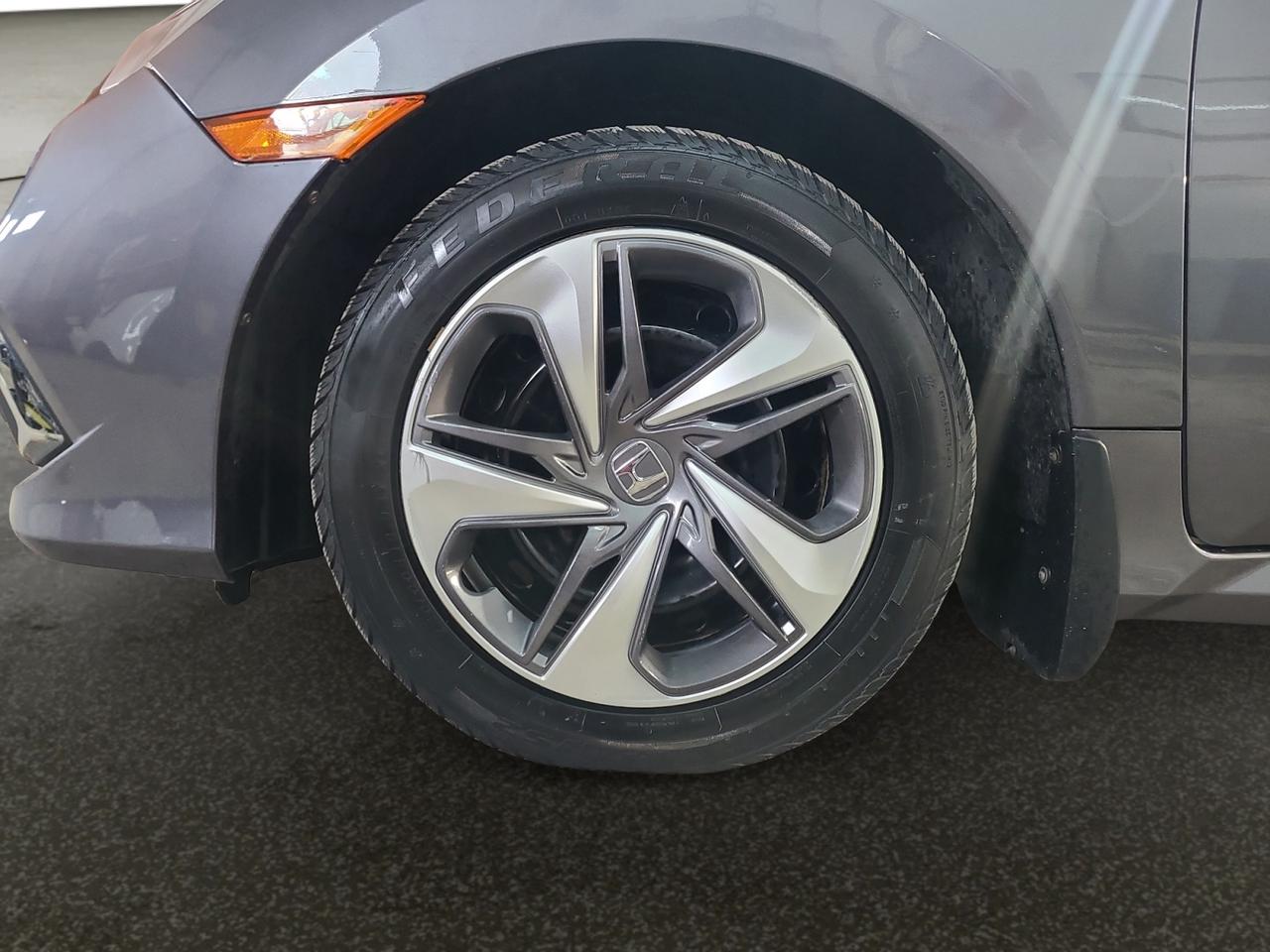 2019 Honda Civic LX MANUAL - Photo #9