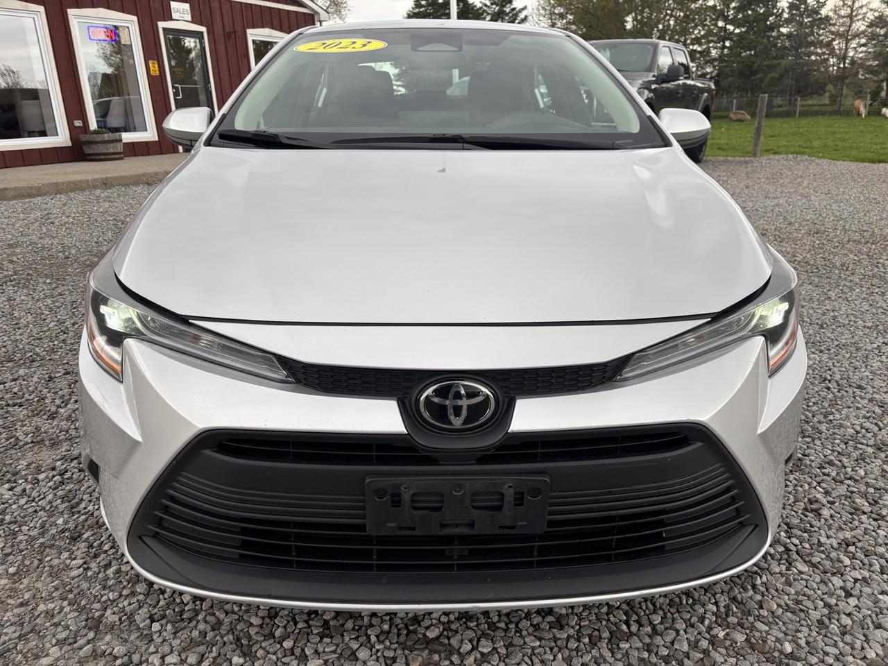 2023 Toyota Corolla LE Photo