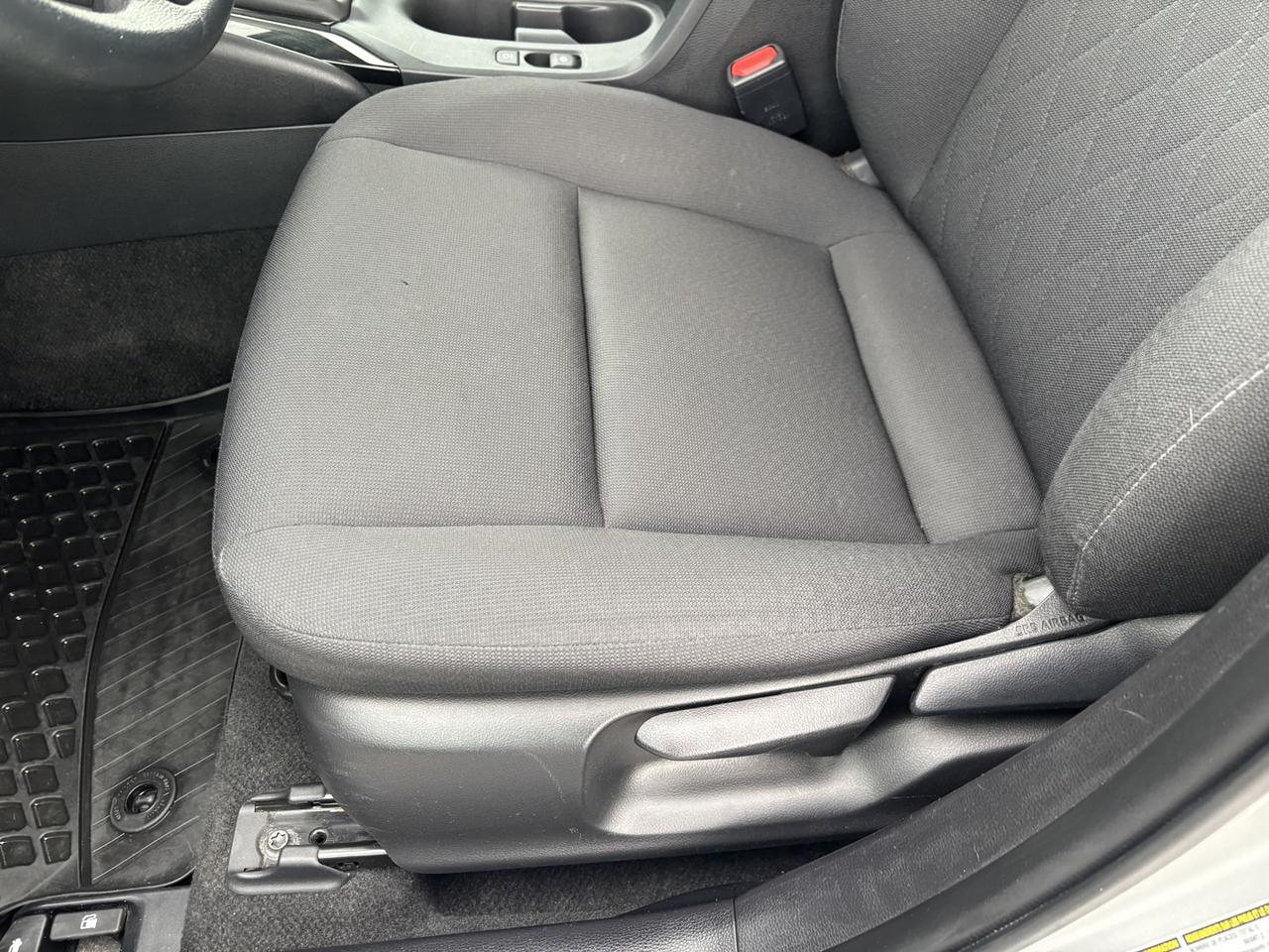 2023 Toyota Corolla LE Photo