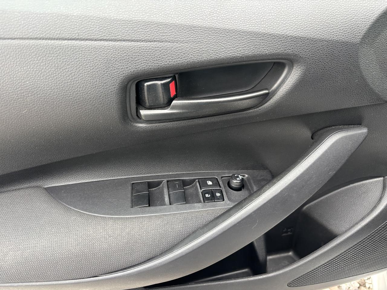 2023 Toyota Corolla LE Photo