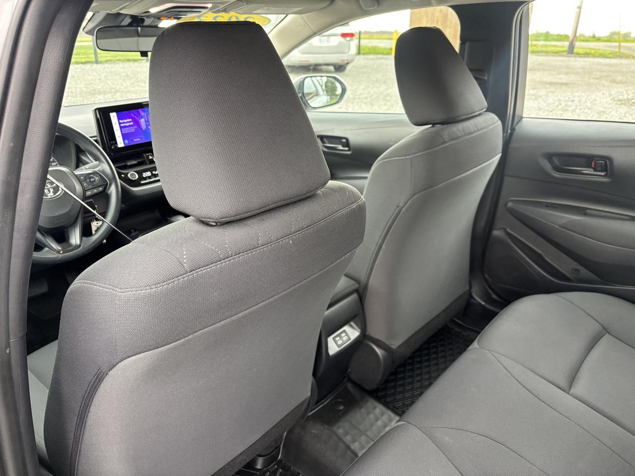2023 Toyota Corolla LE Photo