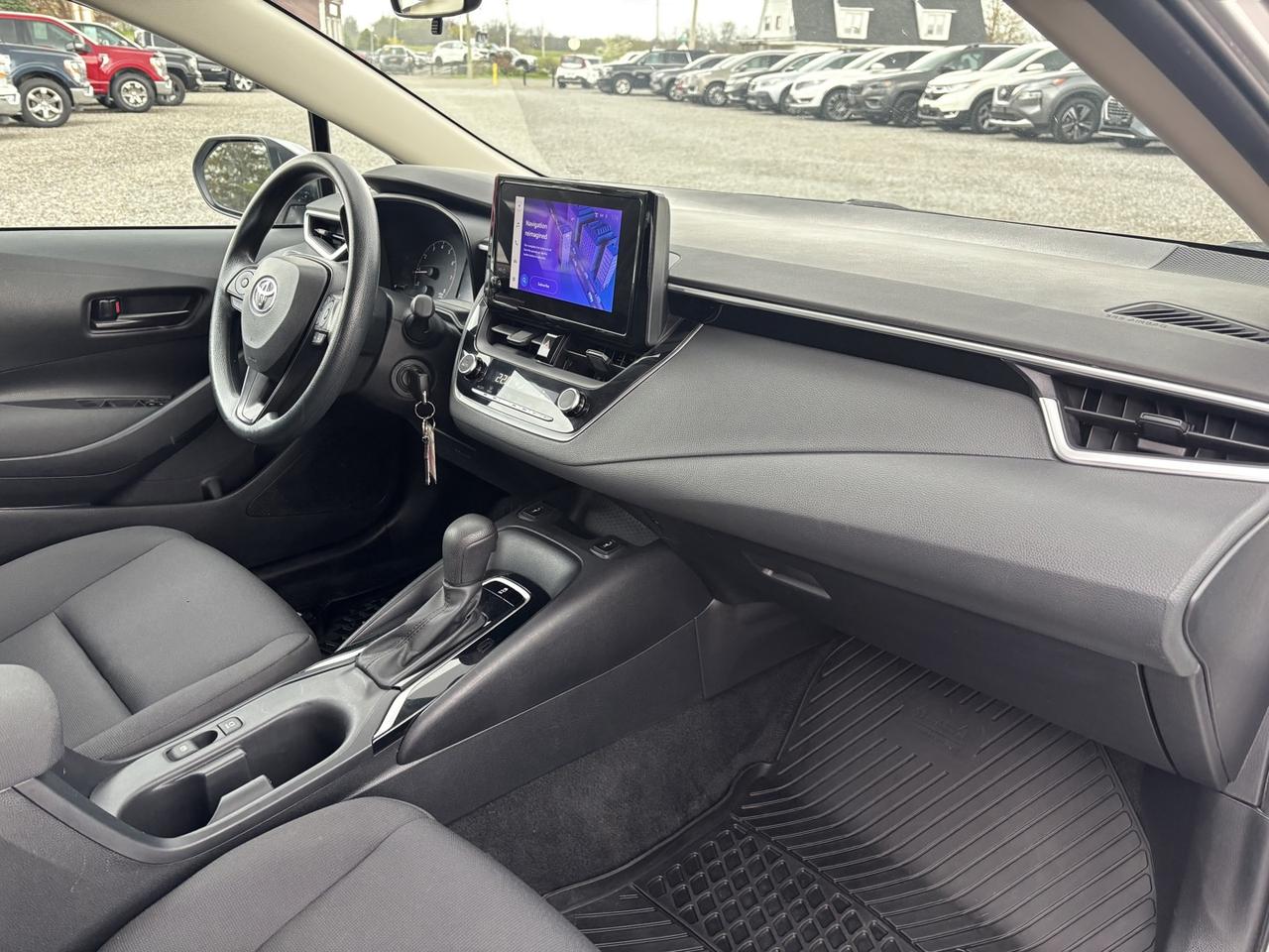 2023 Toyota Corolla LE Photo