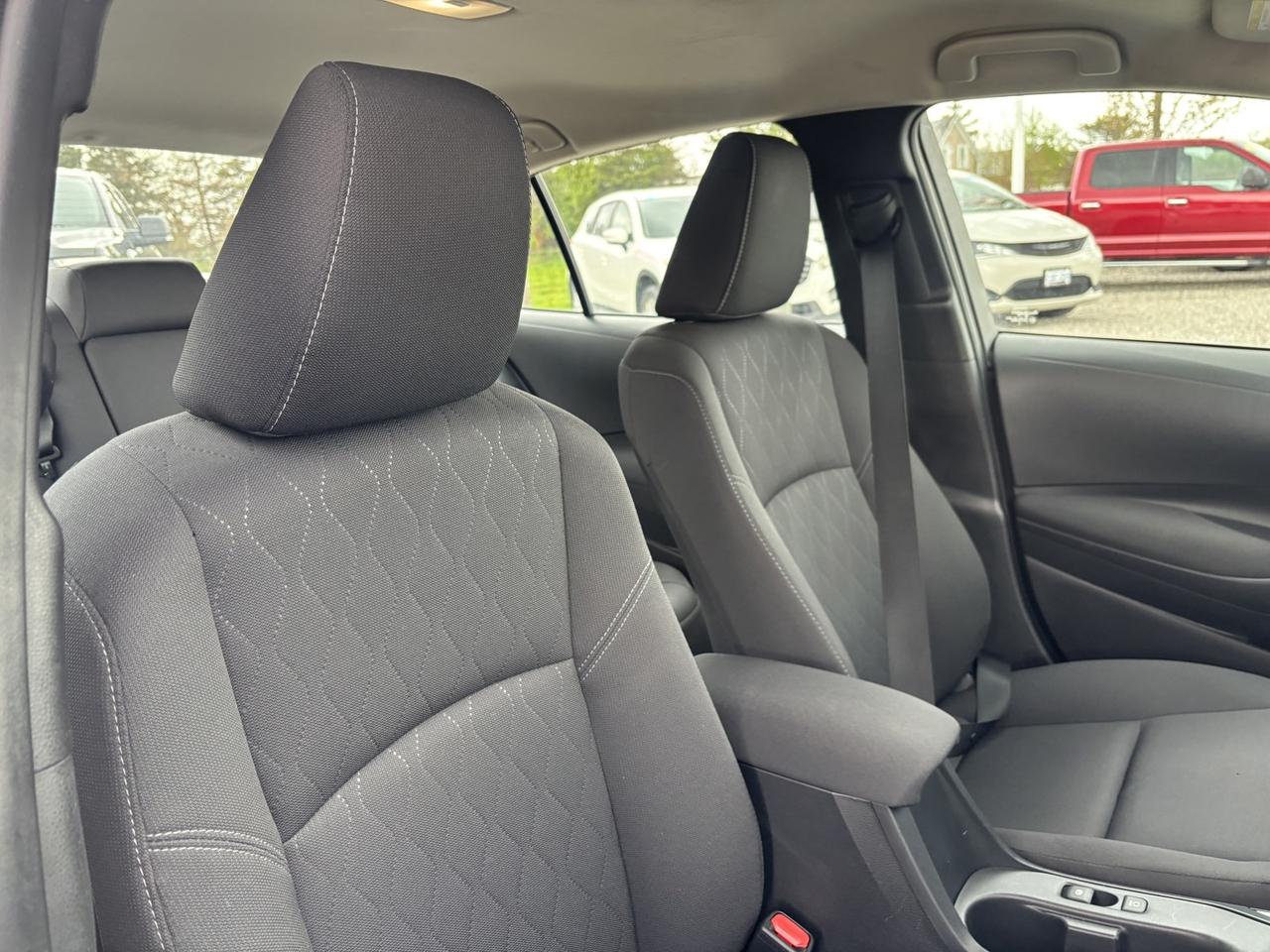 2023 Toyota Corolla LE Photo