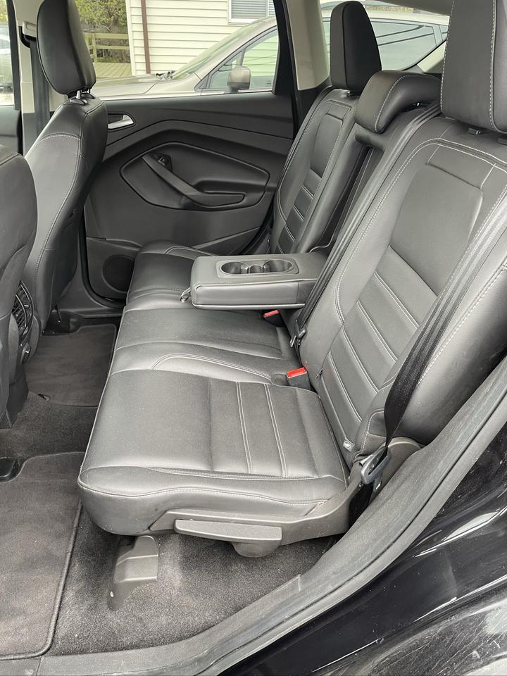 2019 Ford Escape SEL Photo