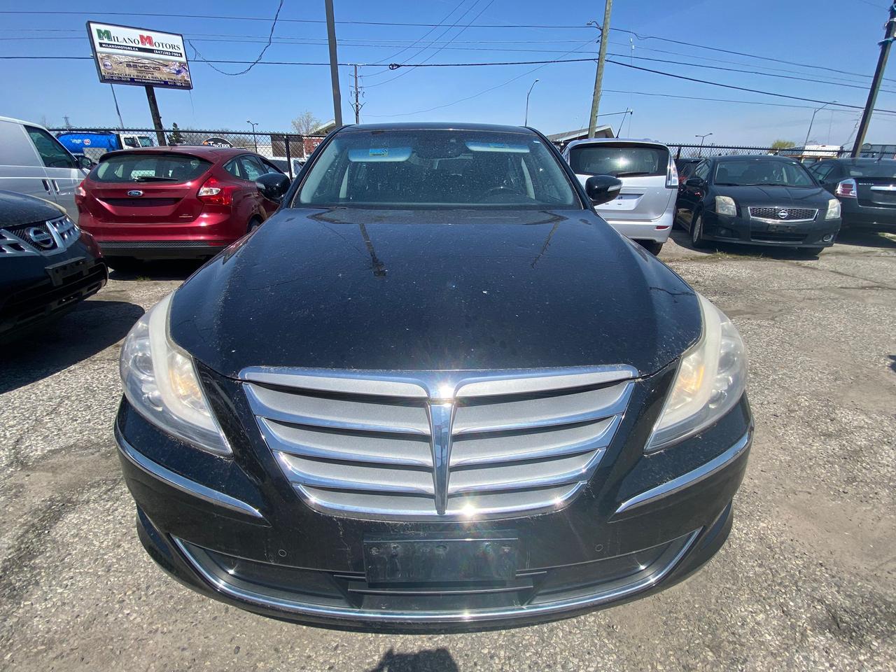 Used 2012 Hyundai Genesis w/Technology Pkg, AS-IS for sale in Woodbridge, ON