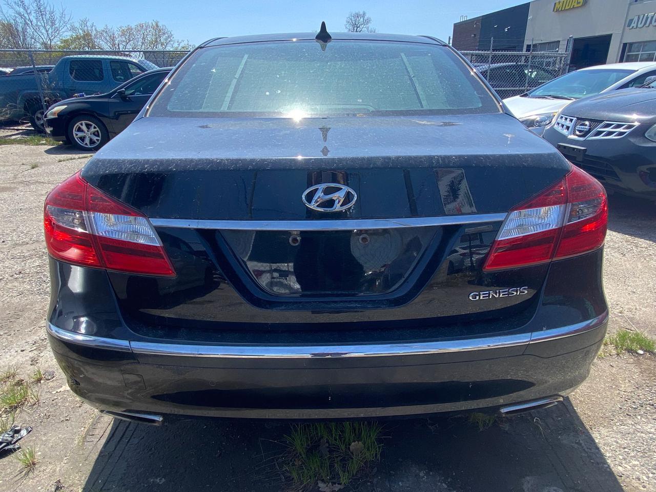 2012 Hyundai Genesis w/Technology Pkg, AS-IS Photo