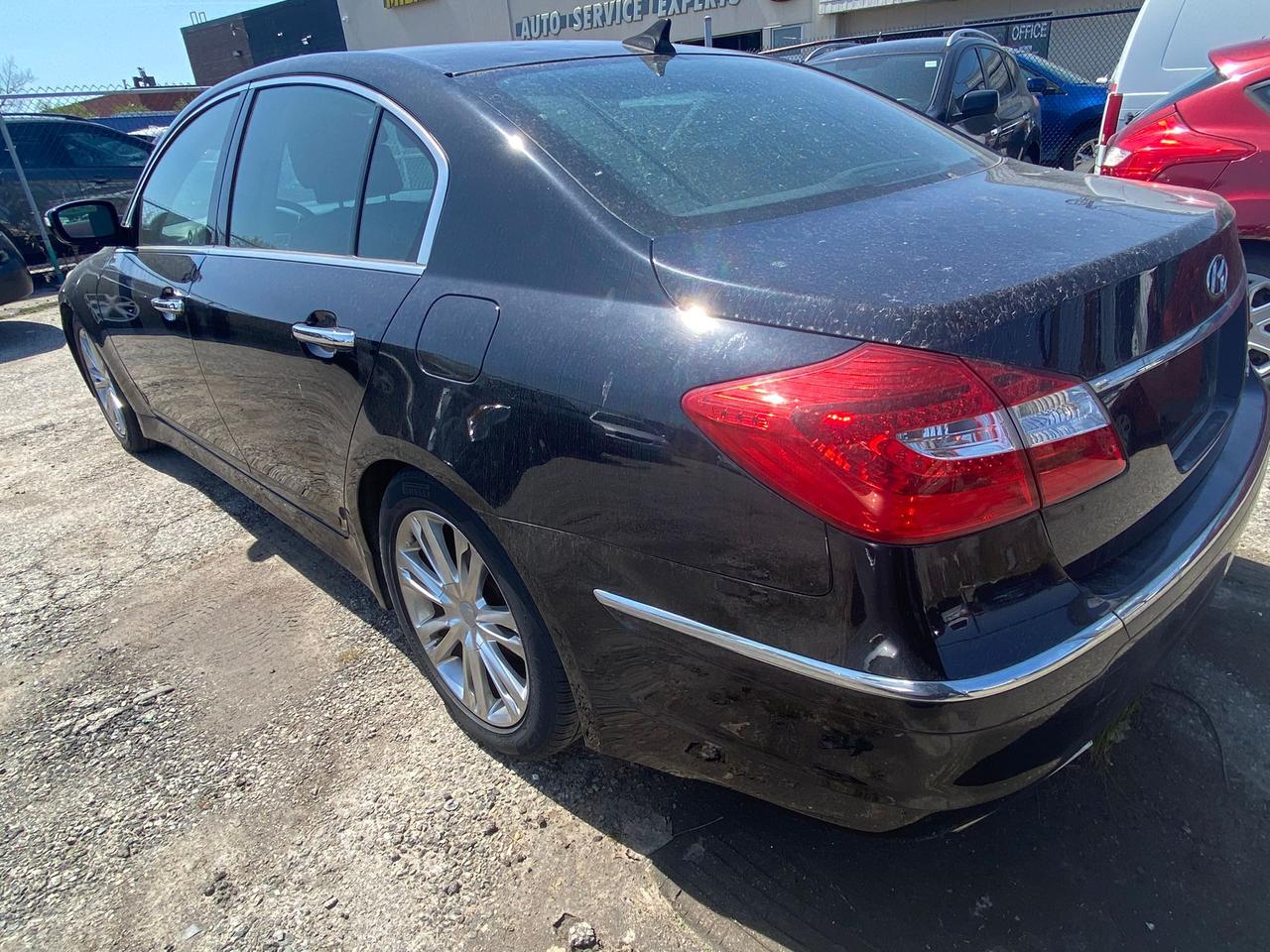 2012 Hyundai Genesis w/Technology Pkg, AS-IS Photo