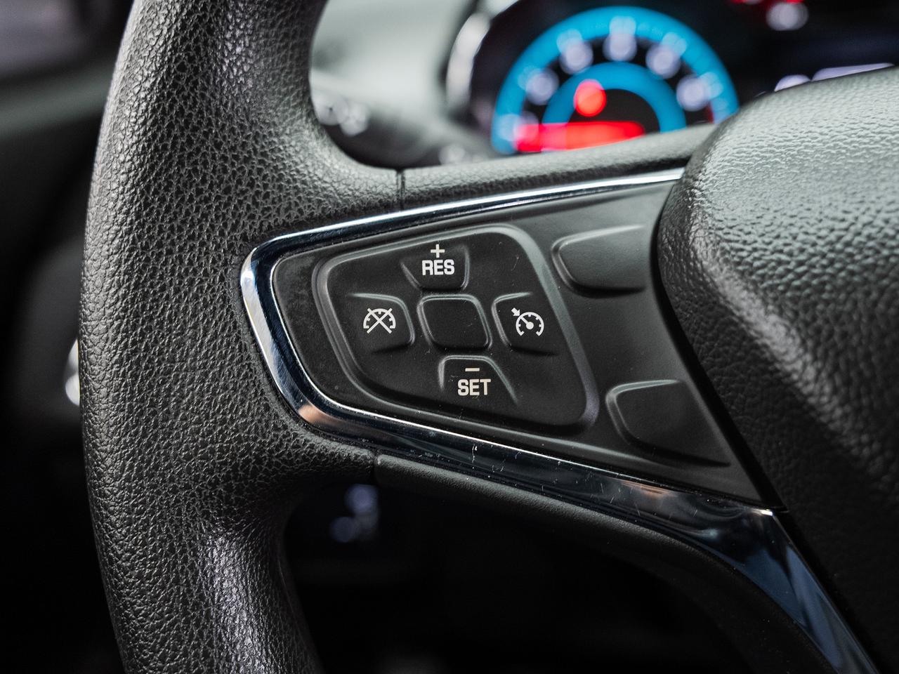 2018 Chevrolet Cruze LT | RS Package | Heated Seats | CarPlay Photo