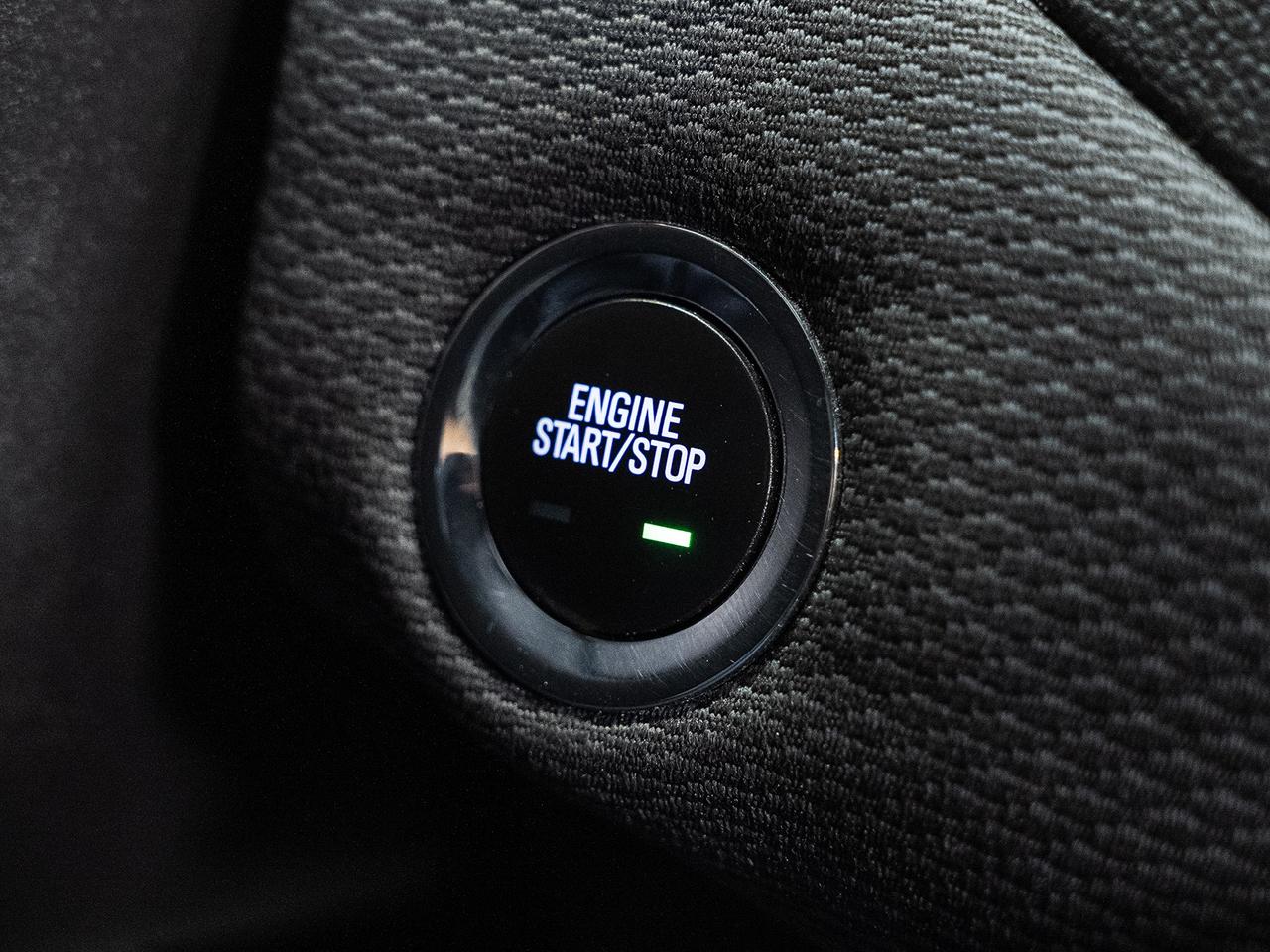 2018 Chevrolet Cruze LT | RS Package | Heated Seats | CarPlay Photo