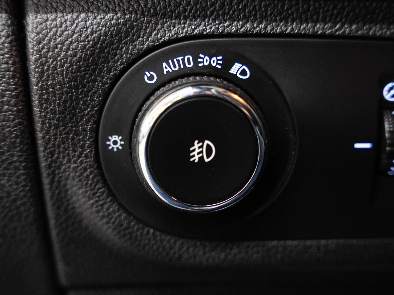 2018 Chevrolet Cruze LT | RS Package | Heated Seats | CarPlay Photo