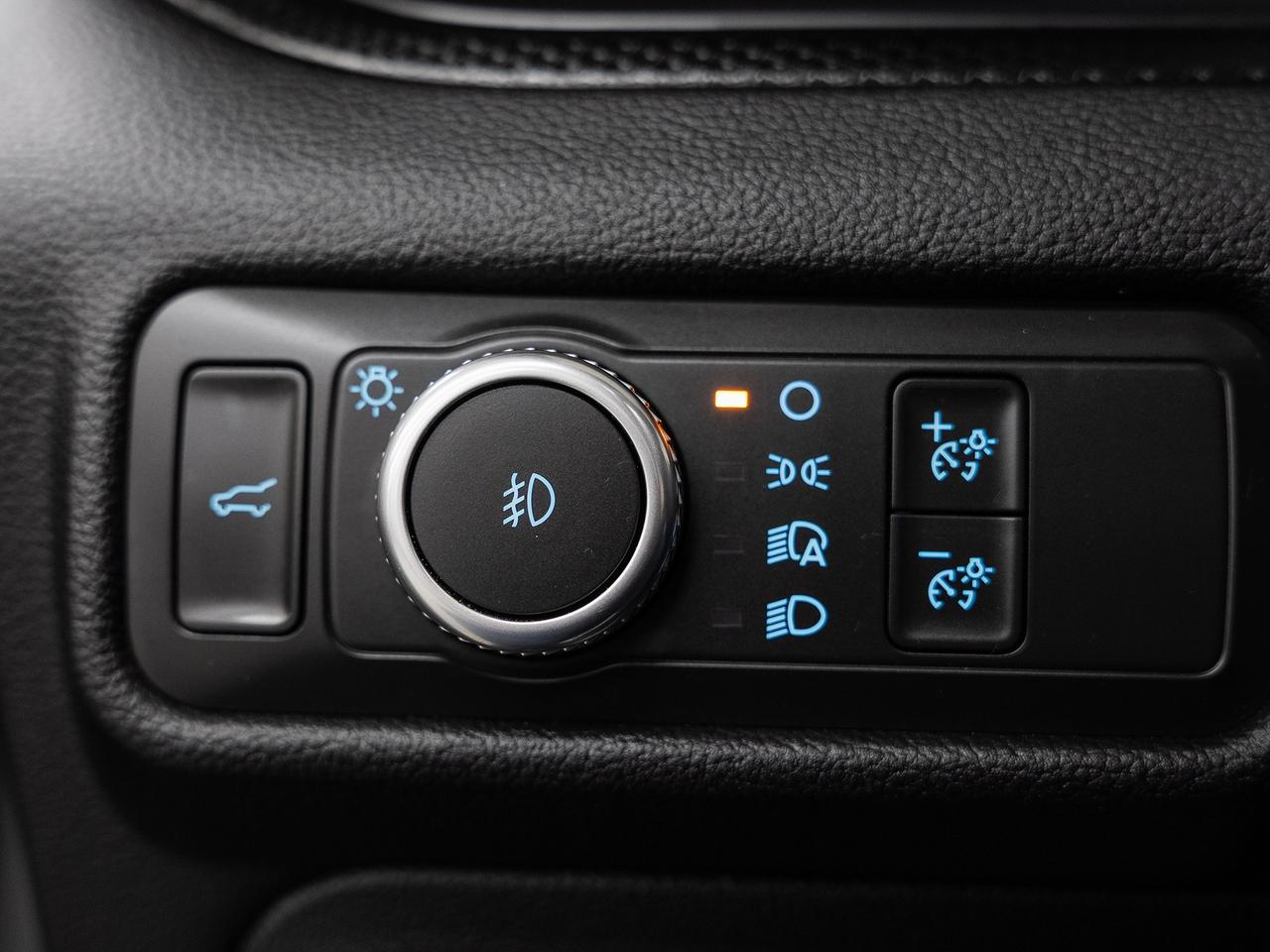 2021 Ford Explorer ST 4WD | Leather | Panoroof | BSM | CarPlay