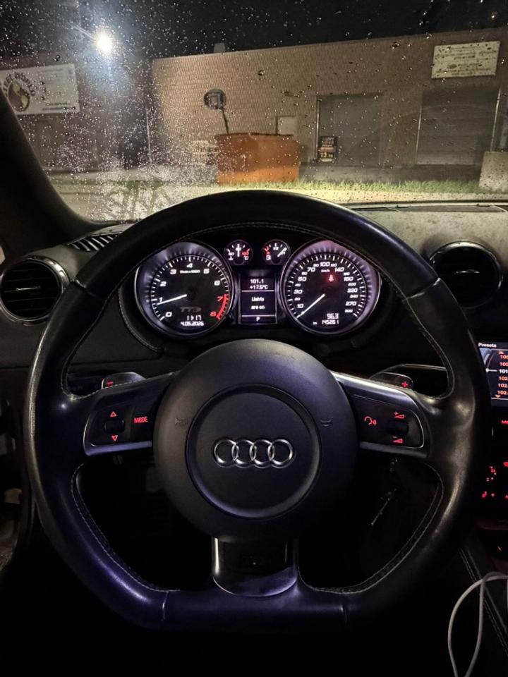 2010 Audi TTS * AWD * LOW KM * MUST SEE 2.0T QUATTRO PREMIUM Photo