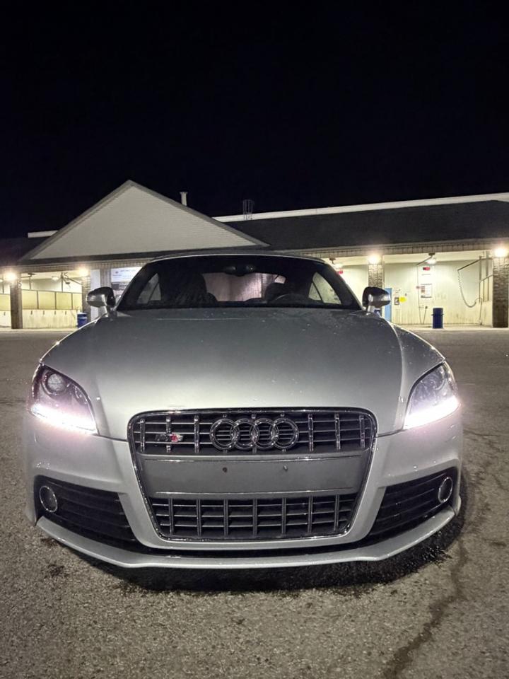 2010 Audi TTS * AWD * LOW KM * MUST SEE 2.0T QUATTRO PREMIUM Photo